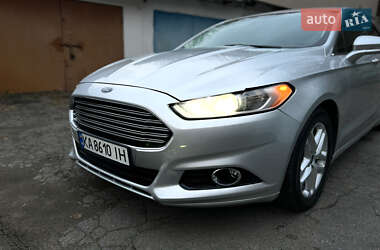 Ford Fusion 2015