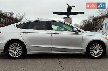 Ford Fusion  2015