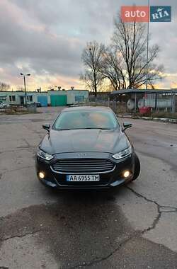 Ford Fusion  2015