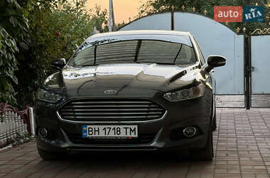 Ford Fusion  2015