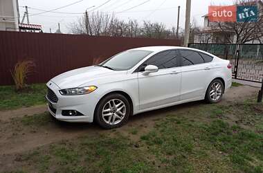 Ford Fusion 2016