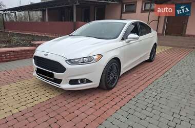 Ford Fusion 2015