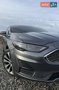 Ford Fusion 2019
