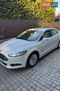 Ford Fusion  2015