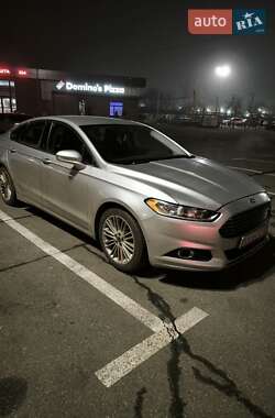 Ford Fusion 2015