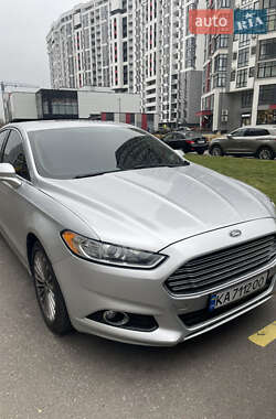 Ford Fusion 2016