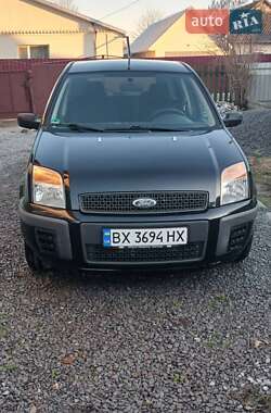 Ford Fusion  2005