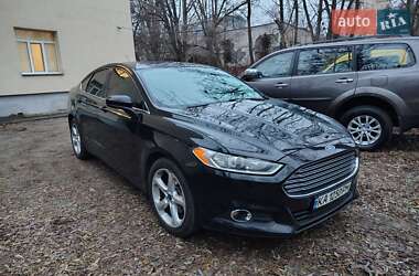Ford Fusion  2016