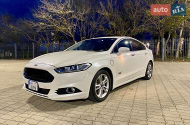 Ford Fusion  2015