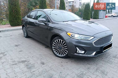 Ford Fusion 2019