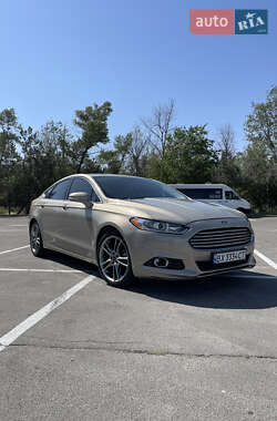 Ford Fusion  2015
