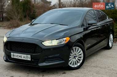 Ford Fusion  2012