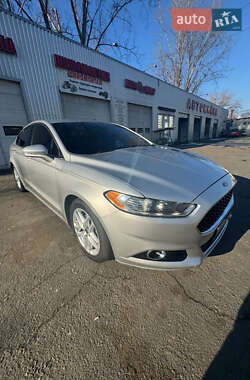 Ford Fusion 2015