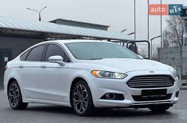 Ford Fusion  2015