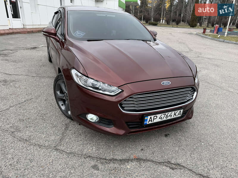 Седан Ford Fusion 2015 в Вишневом фото 10 Седан Ford Fusion 2015 в Вишневом