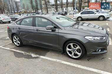 Ford Fusion 2015