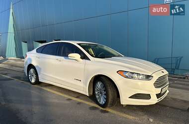 Ford Fusion  2013