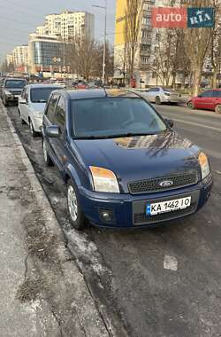 Ford Fusion  2011