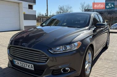 Ford Fusion  2015
