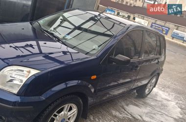 Ford Fusion  2002