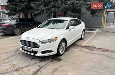 Ford Fusion  2012