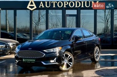 Ford Fusion 2020