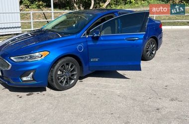 Ford Fusion  2018