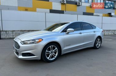 Ford Fusion  2016