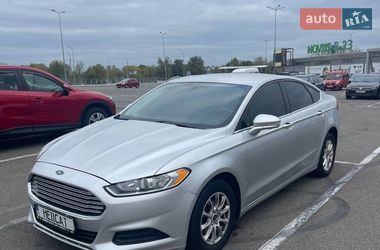 Ford Fusion  2015