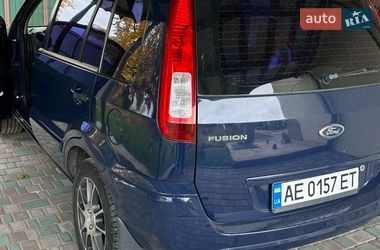 Ford Fusion  2011