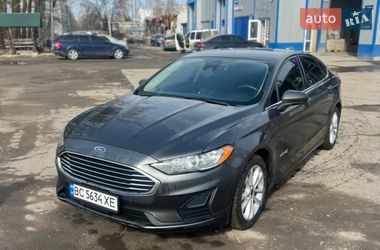 Ford Fusion 2019