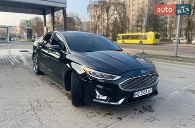 Ford Fusion  2019