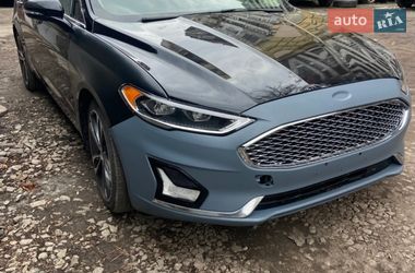 Ford Fusion 2019