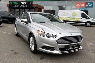 Ford Fusion  2015