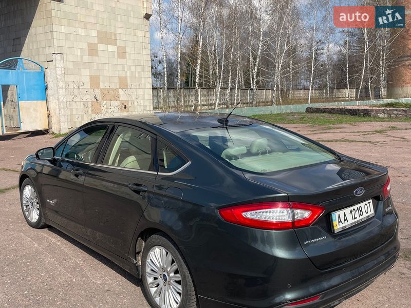 Седан Ford Fusion 2015 в Житомире