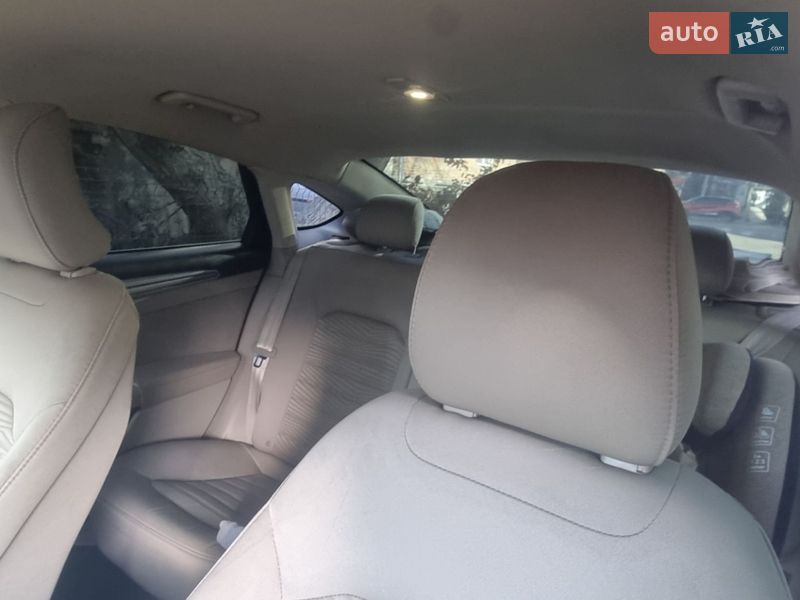 Седан Ford Fusion 2015 в Виннице