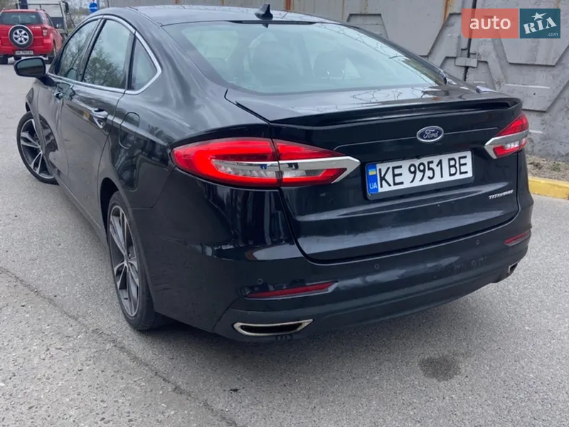 Ford Fusion 2019