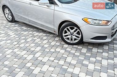 Ford Fusion  2016