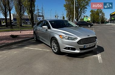 Ford Fusion  2013