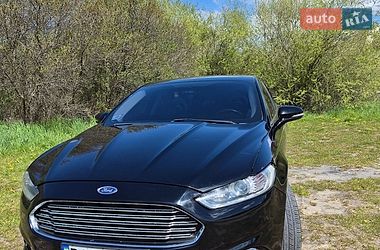 Ford Fusion  2016