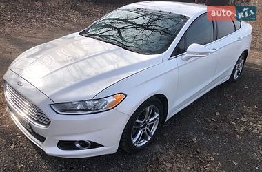 Ford Fusion  2015