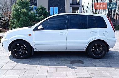 Ford Fusion  2012