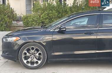 Ford Fusion  2013