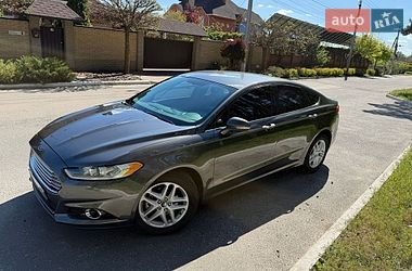 Ford Fusion  2016