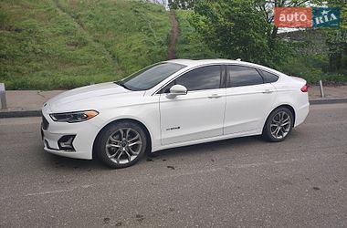 Ford Fusion  2019