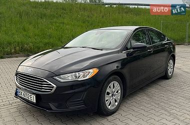 Ford Fusion 2019