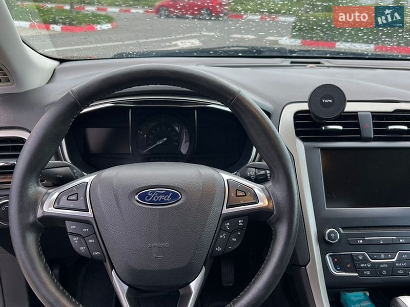 Седан Ford Fusion 2015 в Киеве