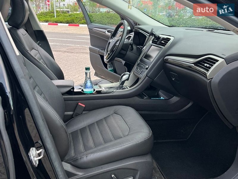 Седан Ford Fusion 2015 в Киеве