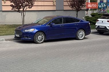 Ford Fusion  2015