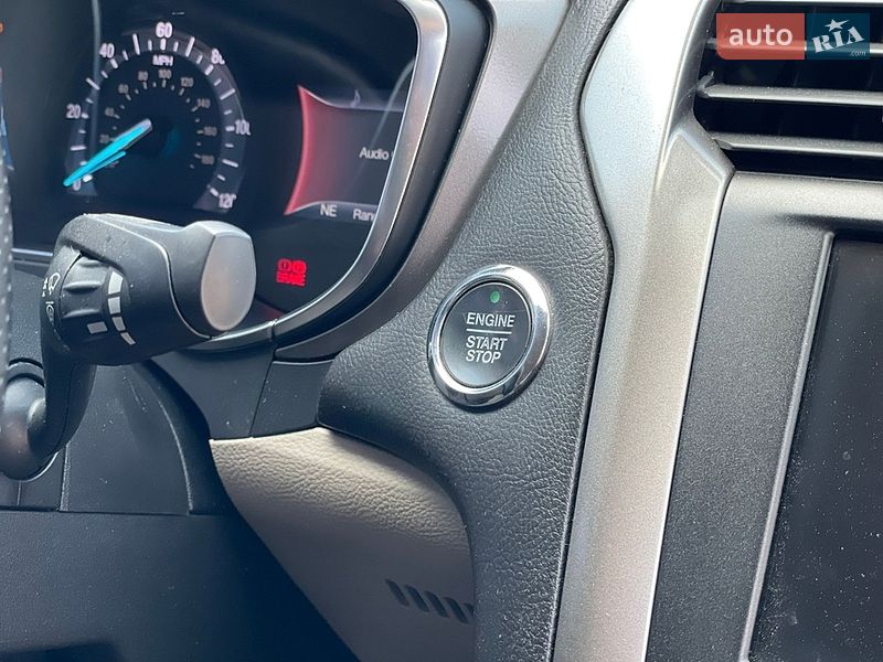 Седан Ford Fusion 2017 в Ровно